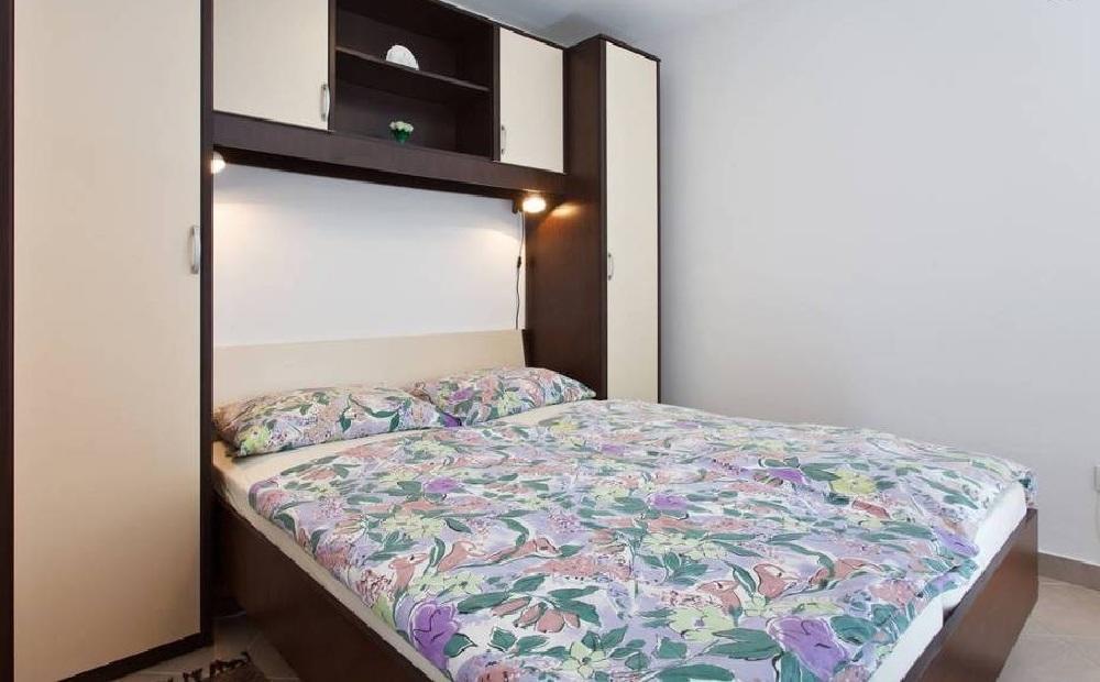 Apartments Mali Raj Vranjic Екстер'єр фото