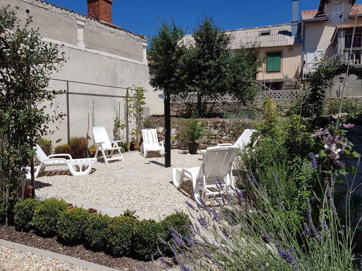 Apartments Mali Raj Vranjic Екстер'єр фото